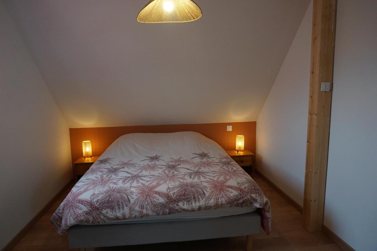 Entre Vignes Et Châteaux: Charming Family With Free Parking